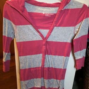 Medium 3/4 sleeve top